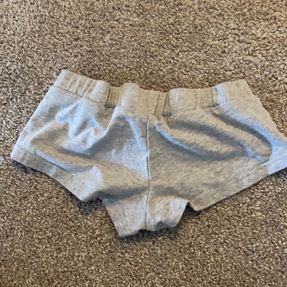 Booty shorts - Picture 2 of 2